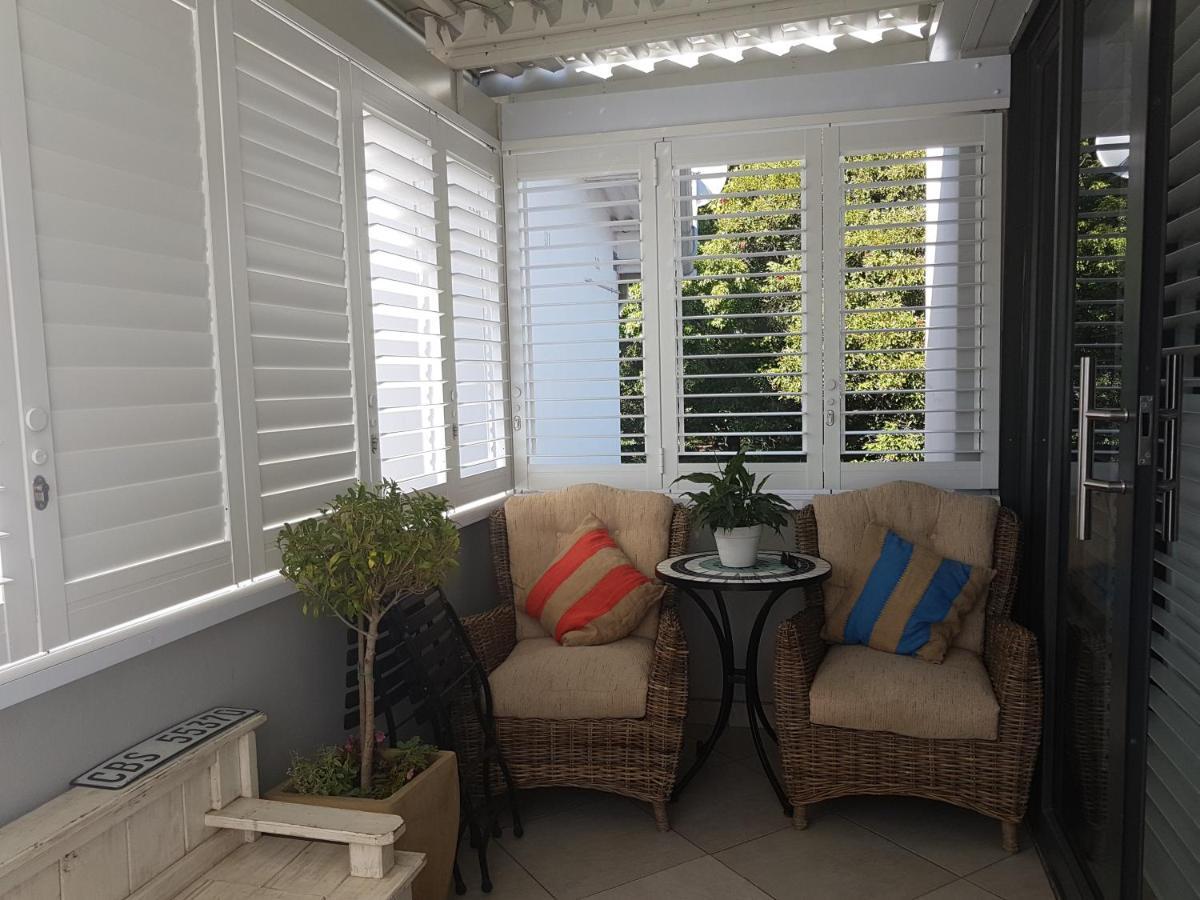 Modern, Centrally Located Dorp Street Apartment Stellenbosch Exteriör bild